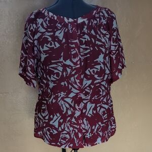 Women's Burgundy and White Patterned Top
